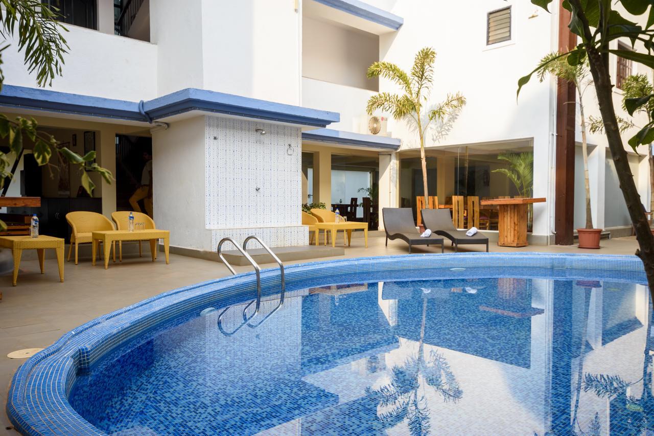 Hotel Mulberry Mint Calangute Goa Esterno foto